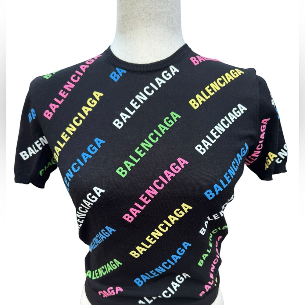 Balenciaga Logo print Cropped top/ jumper. NWT, size small